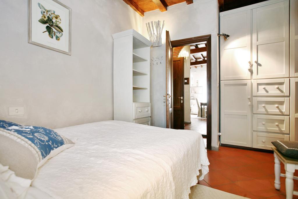 Gina Apartamento